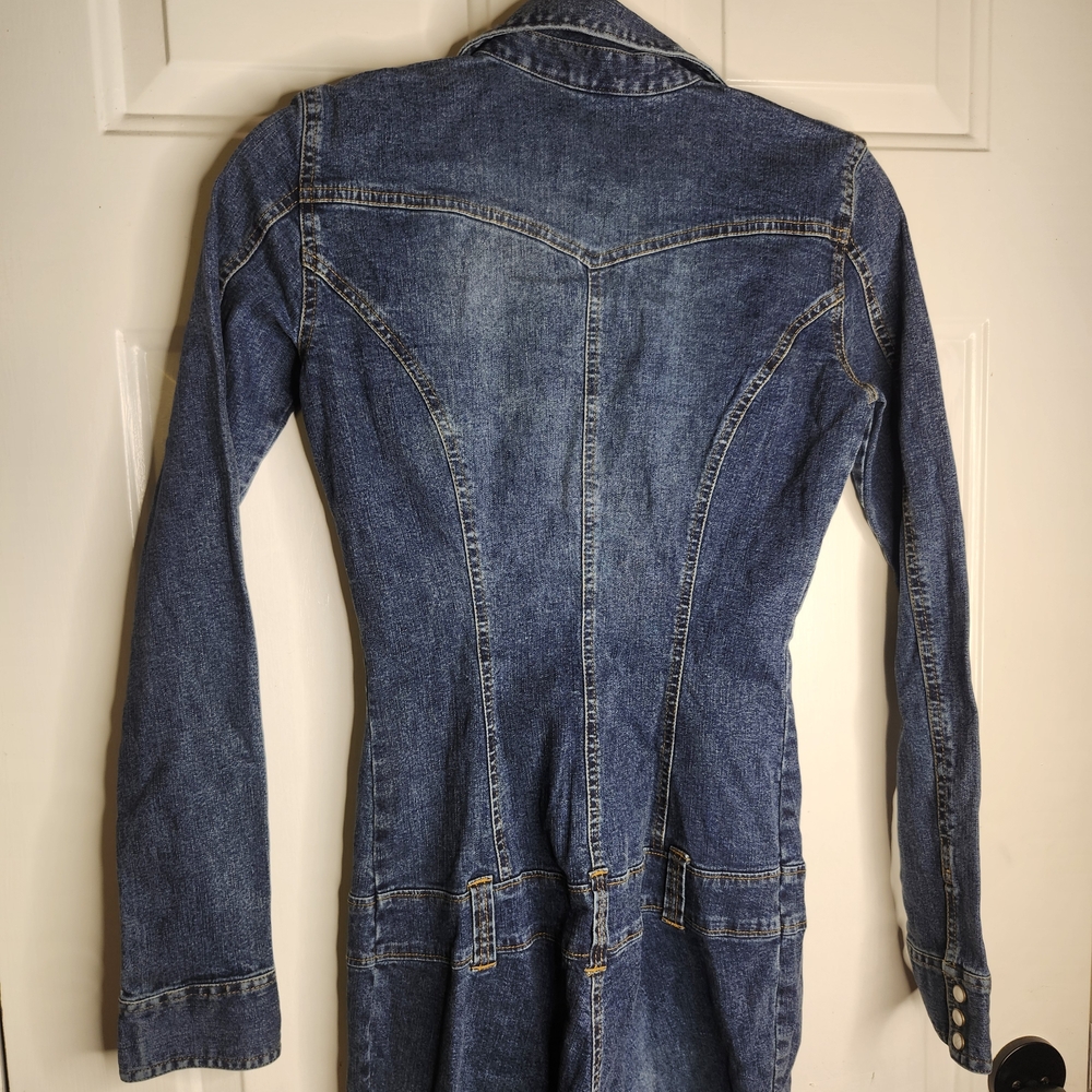 Jennifer Lopez Denim Jumpsuit in Dark Blue with Contrast Stitching - Picture 13 of 16